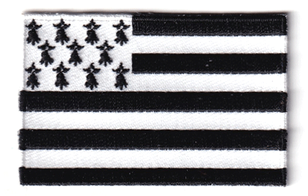 Brittany flag patch, black and white design, 6.5 x 4 cm.