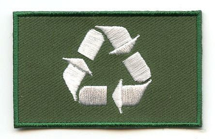 Recycle flag patch, 6.5 x 4 cm, green background with white recycle symbol.